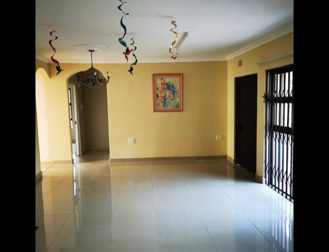 3 BEDROOM PROPERTY TO RENT IN DAWNCLIFFE